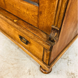 Armoire ancienne en chêne