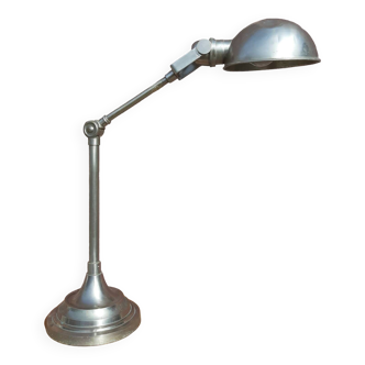 Desk lamp