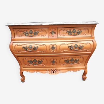 Important Louis XV chest of drawers