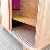 Armoire parisienne