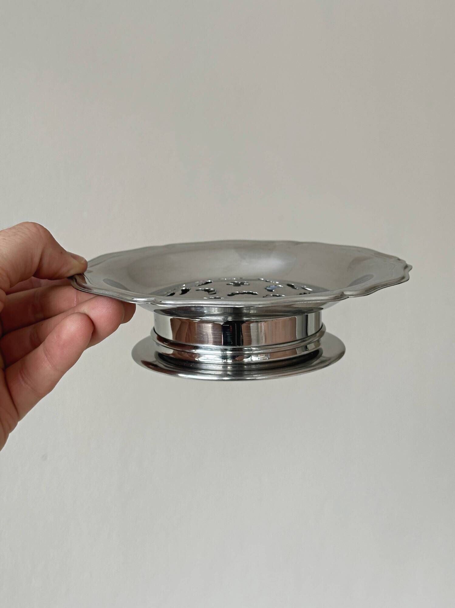 Silver-plated shell butter dish