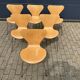 Fritz Hansen series 7 Vlinderstoelen naturel hout 1988