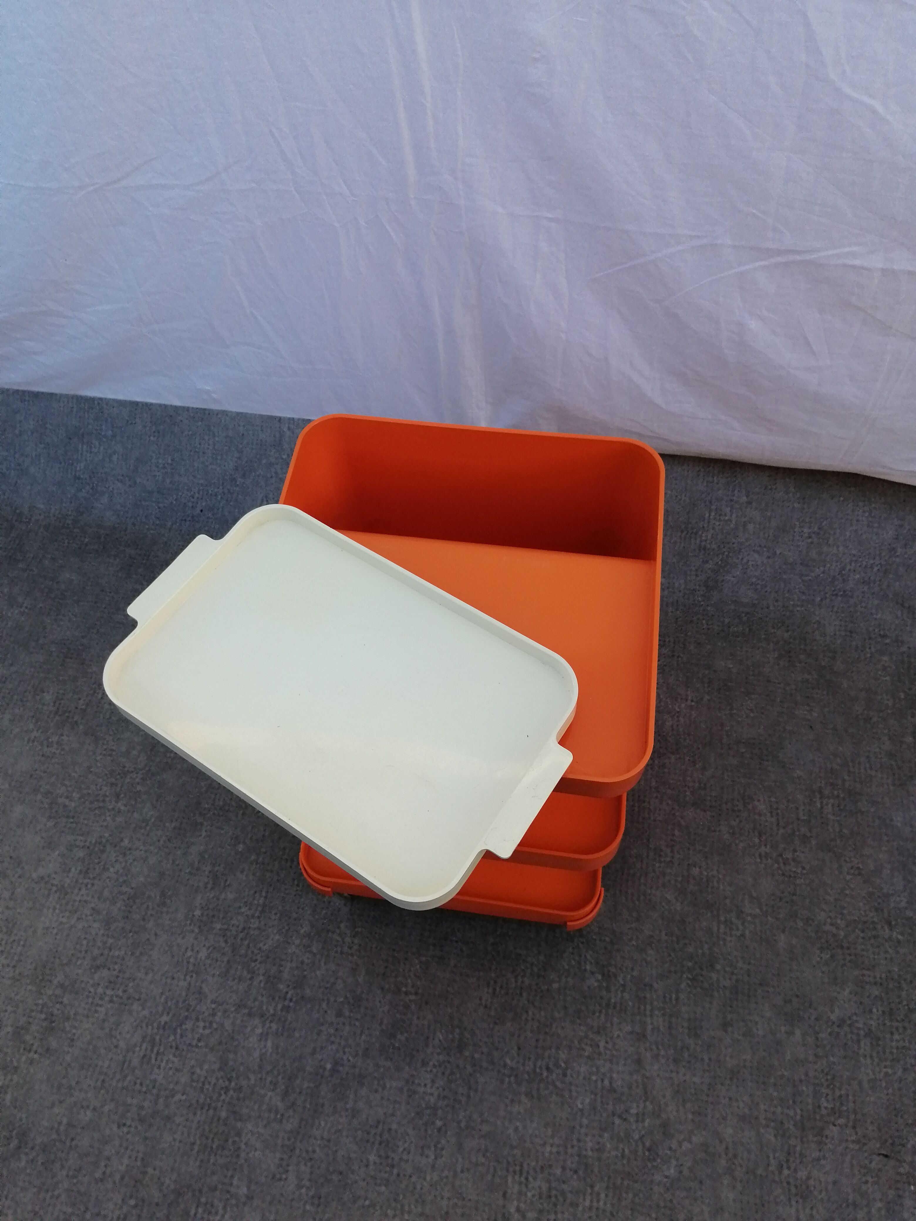 Flair style plastic service for Prisunic vintage 1970