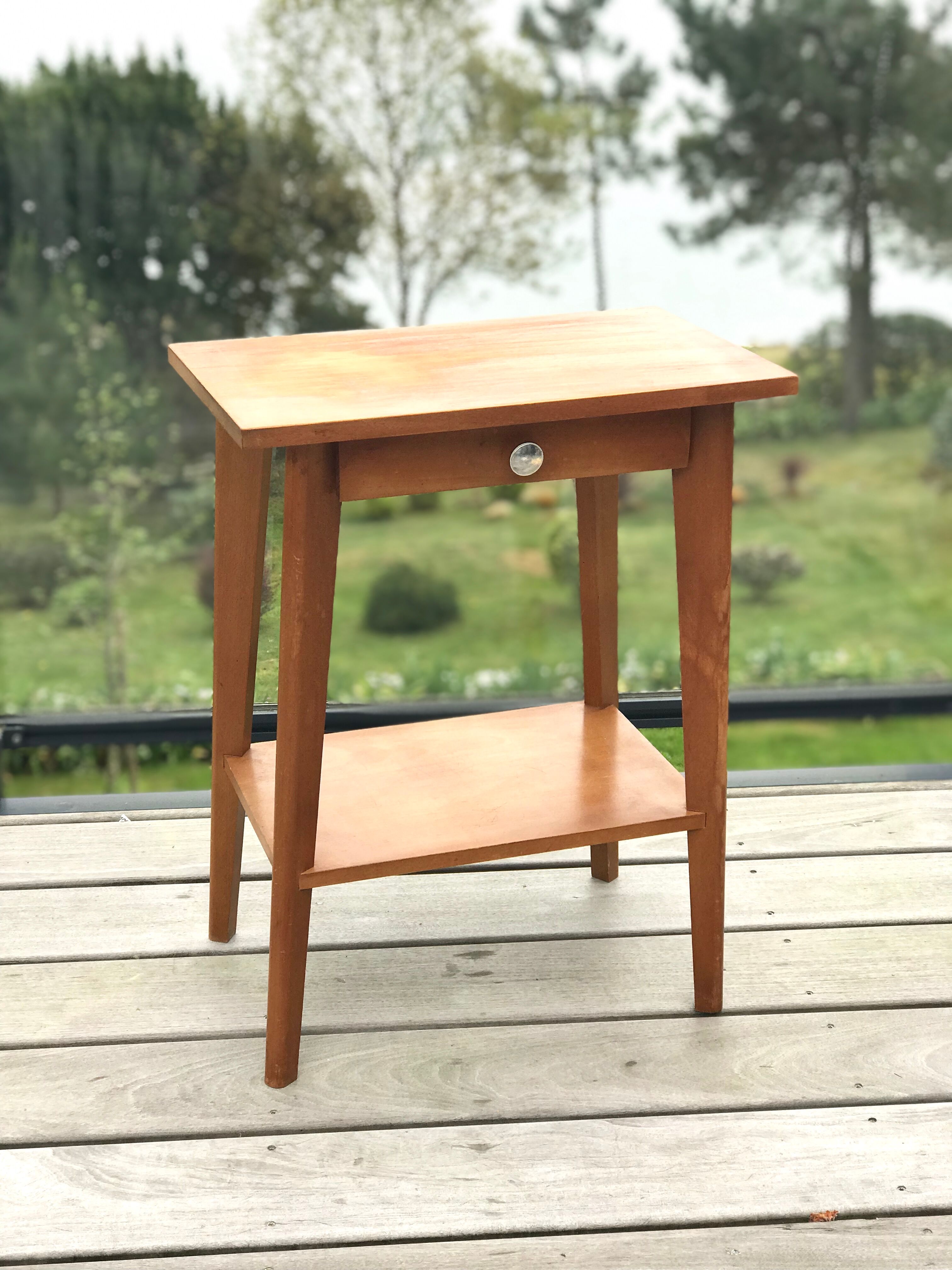 Side wooden side table