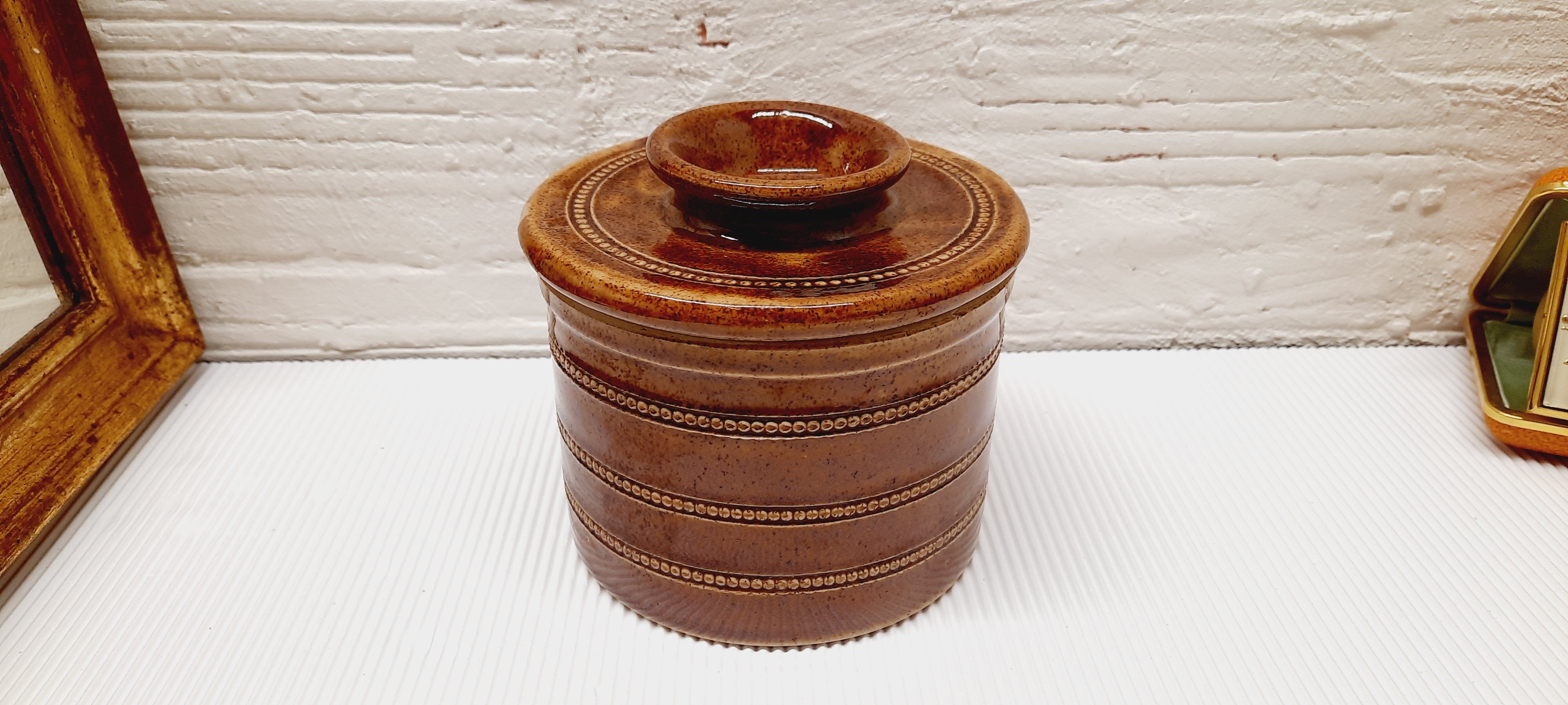 Glazed stoneware water dish