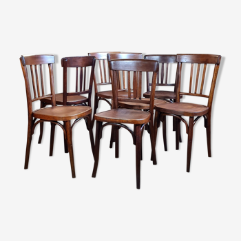 Lot 7 chaises bistrot de Kohn et Horgen-Glarus