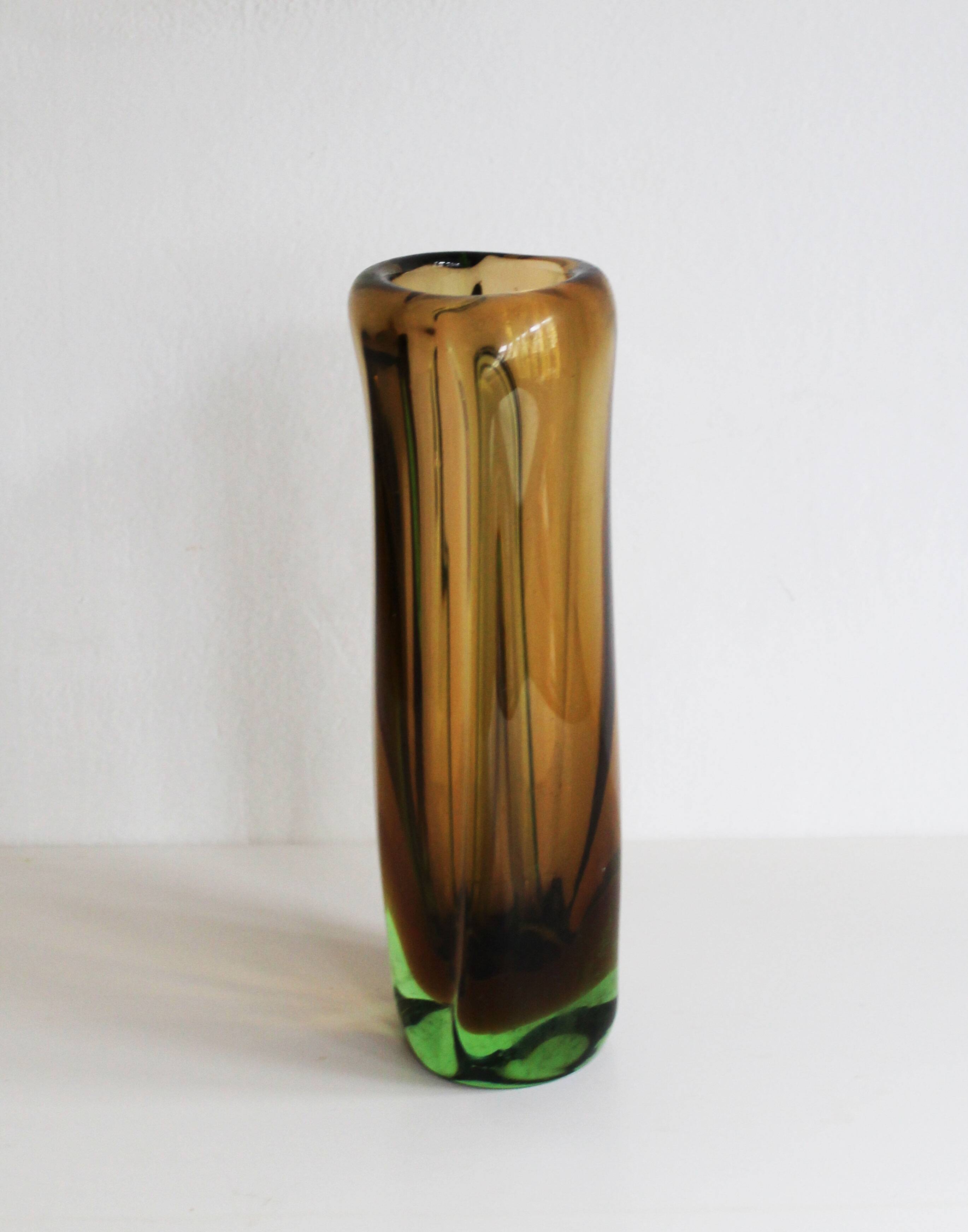 1950's “elegance” sommerso vase, pattern no. 54181 by jaroslav beranek