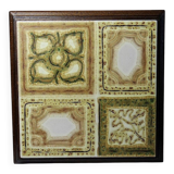 Vintage trivet in glazed ceramic and wood, circa 1960-1970.
