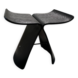 Sgabello Butterfly di Sori Yanagi per vitra