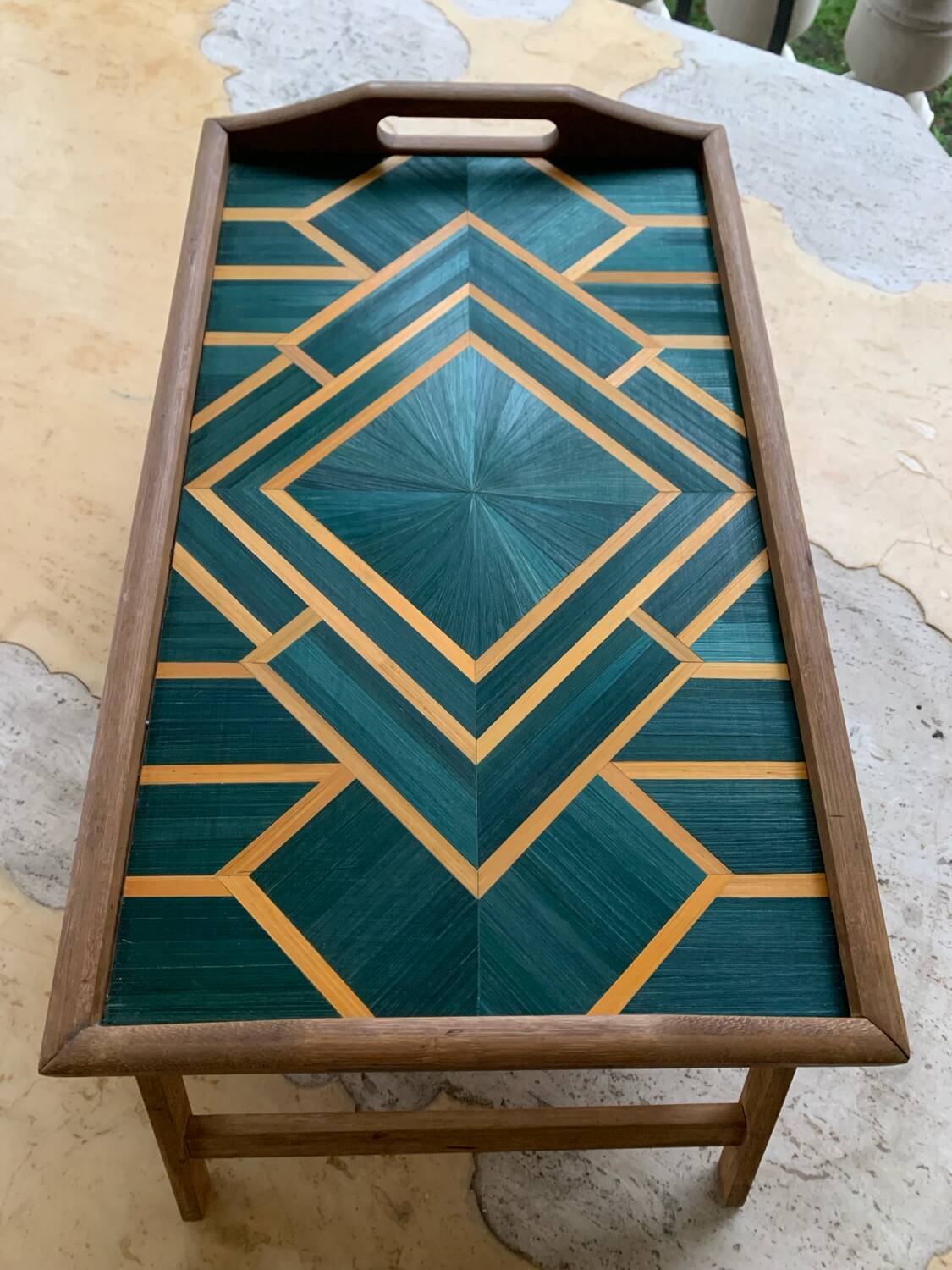 Straw marquetry tray