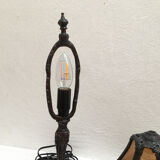Ancienne lampe en plomb