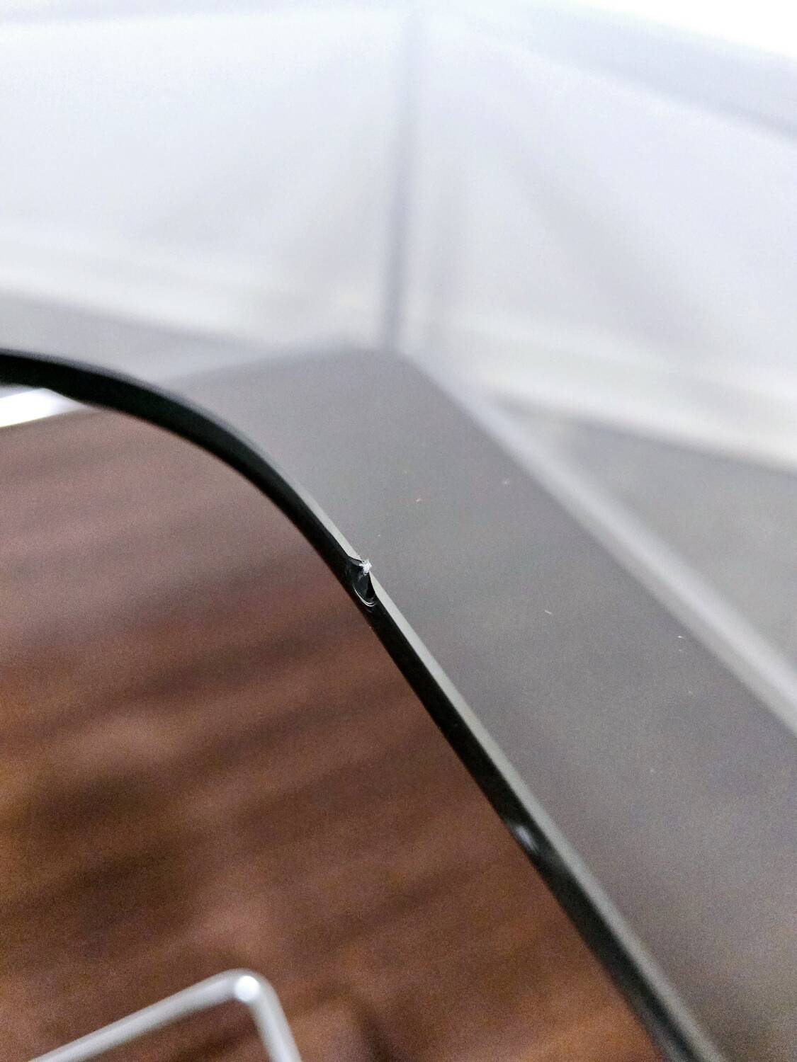 Table basse bauhaus en noyer des années 1970