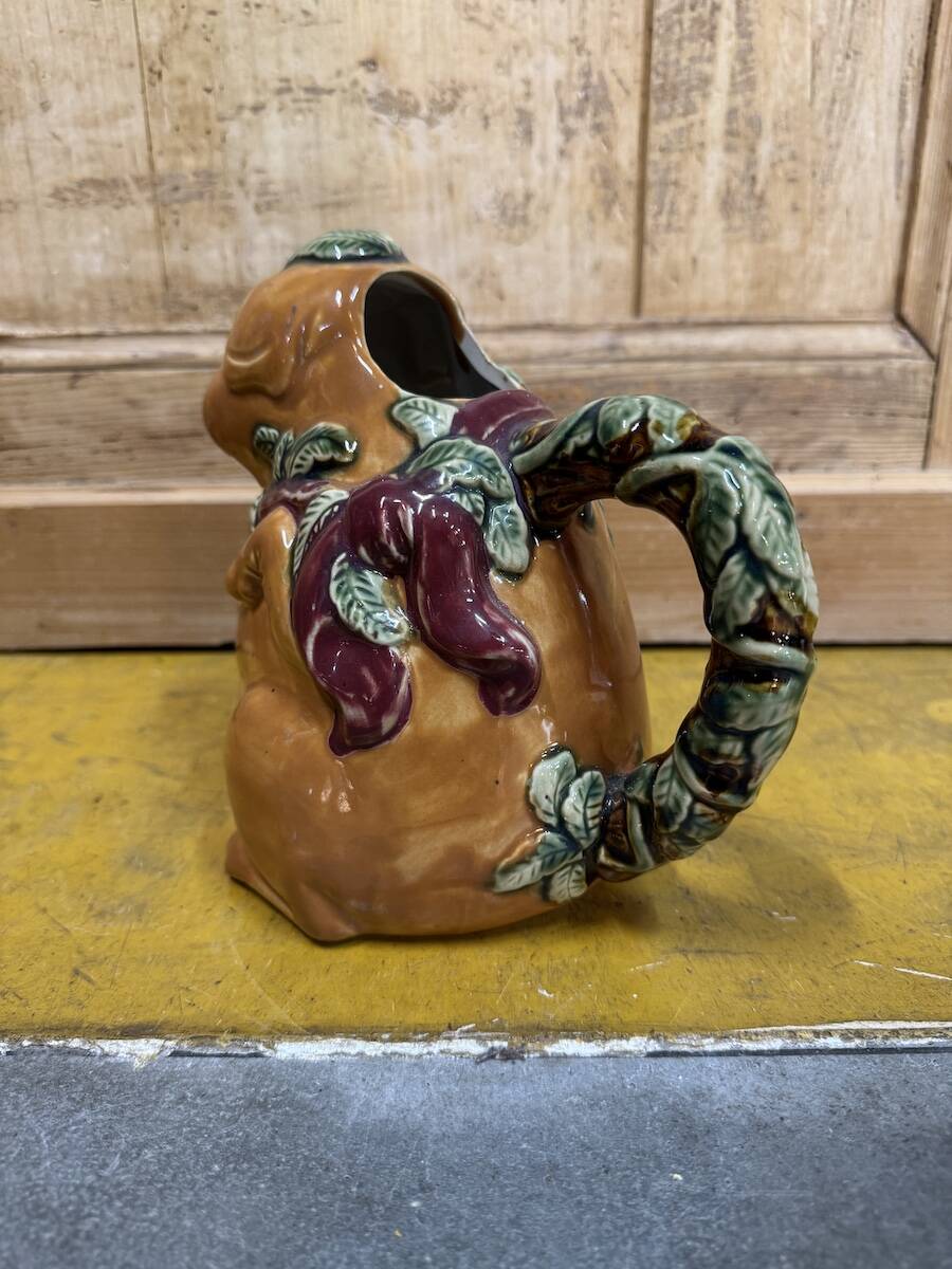 Vintage pig ceramic carafe