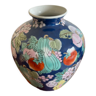 Chinese ball vase floral decoration