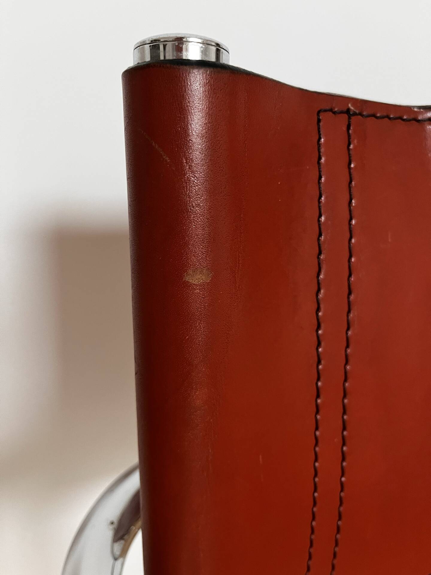 Chaise assise et dossier cuir