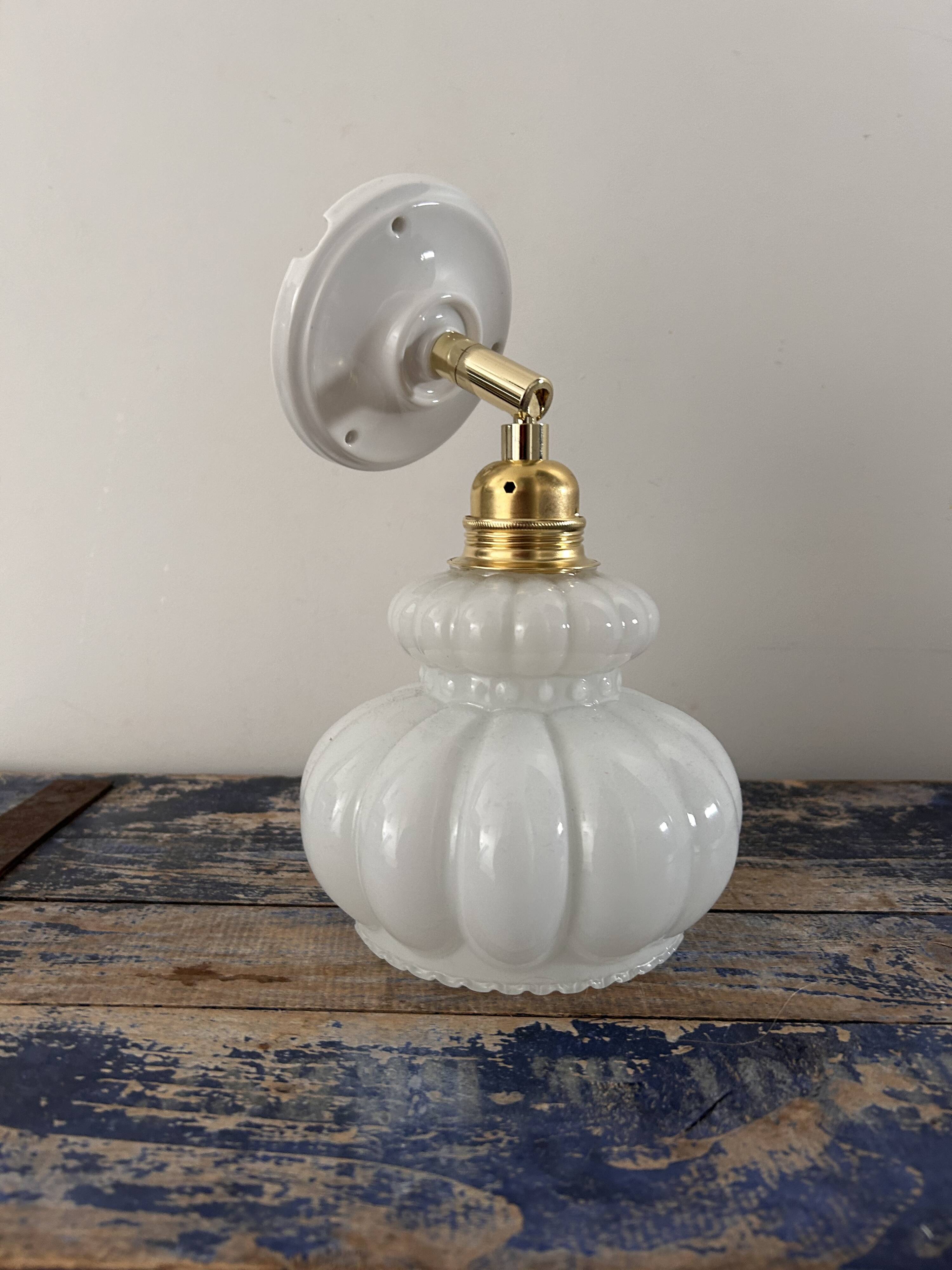 Vintage wall light