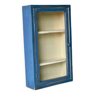 Wall cabinet with glass door