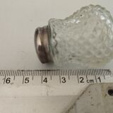 Salt shaker and pepper shaker