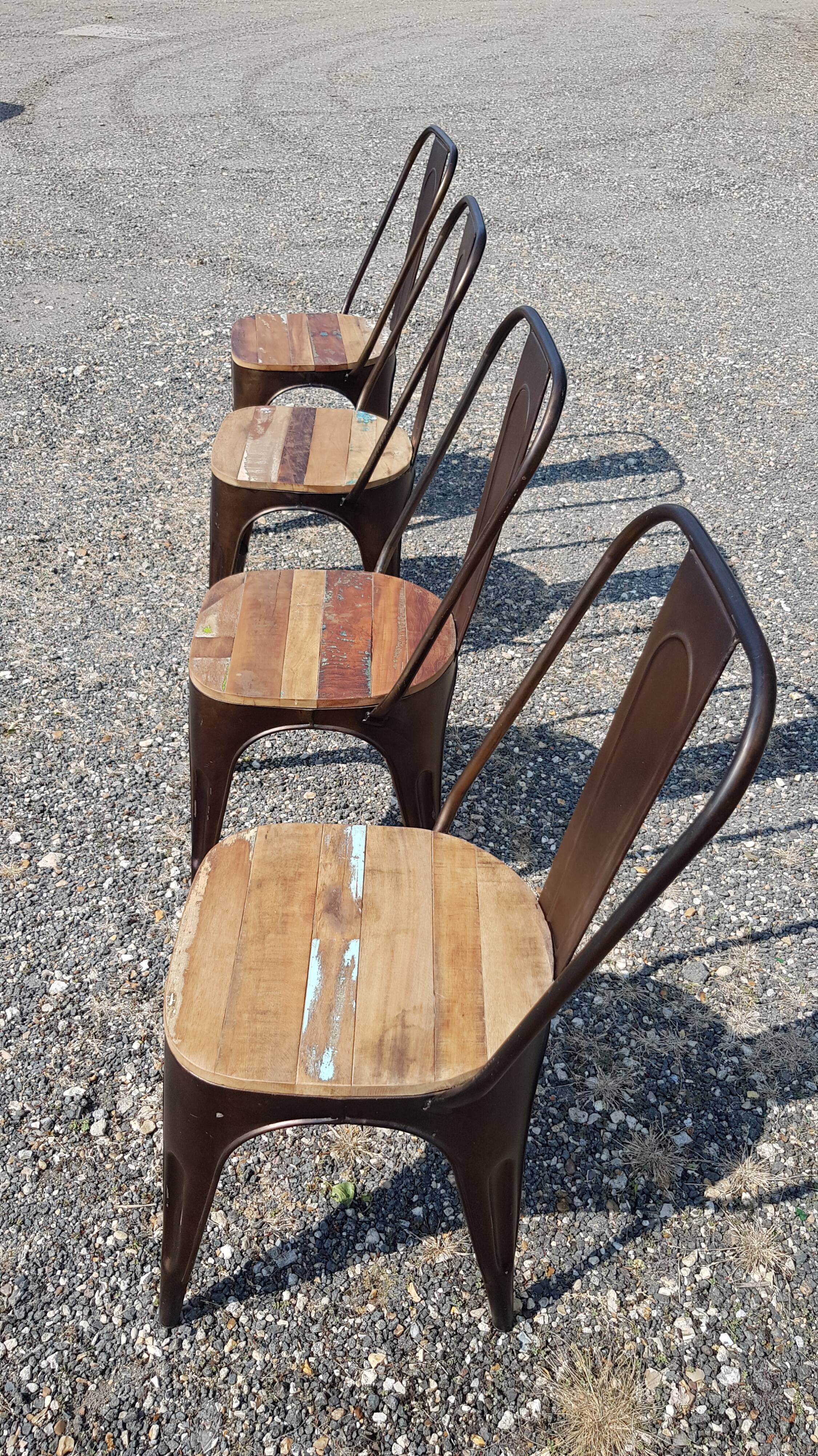 Set of 4 metal chairs with teak seat