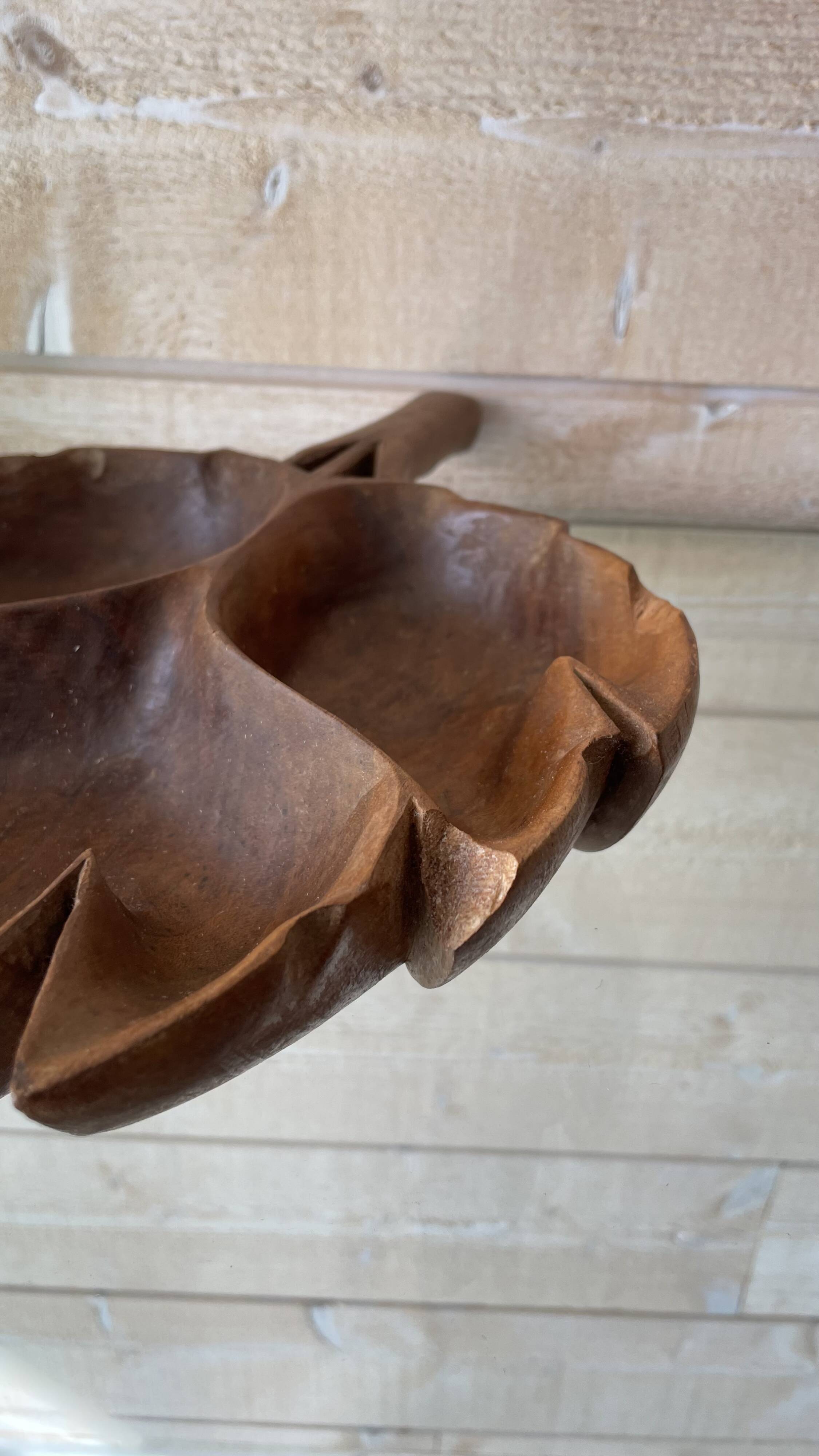 Serving dish / empty pocket