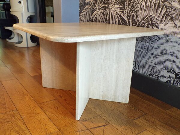 Table basse carrée en travertin 70x70cm