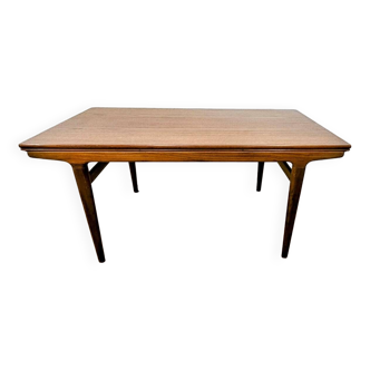 Danish teak table, Scandinavian design by Johannes Andersen