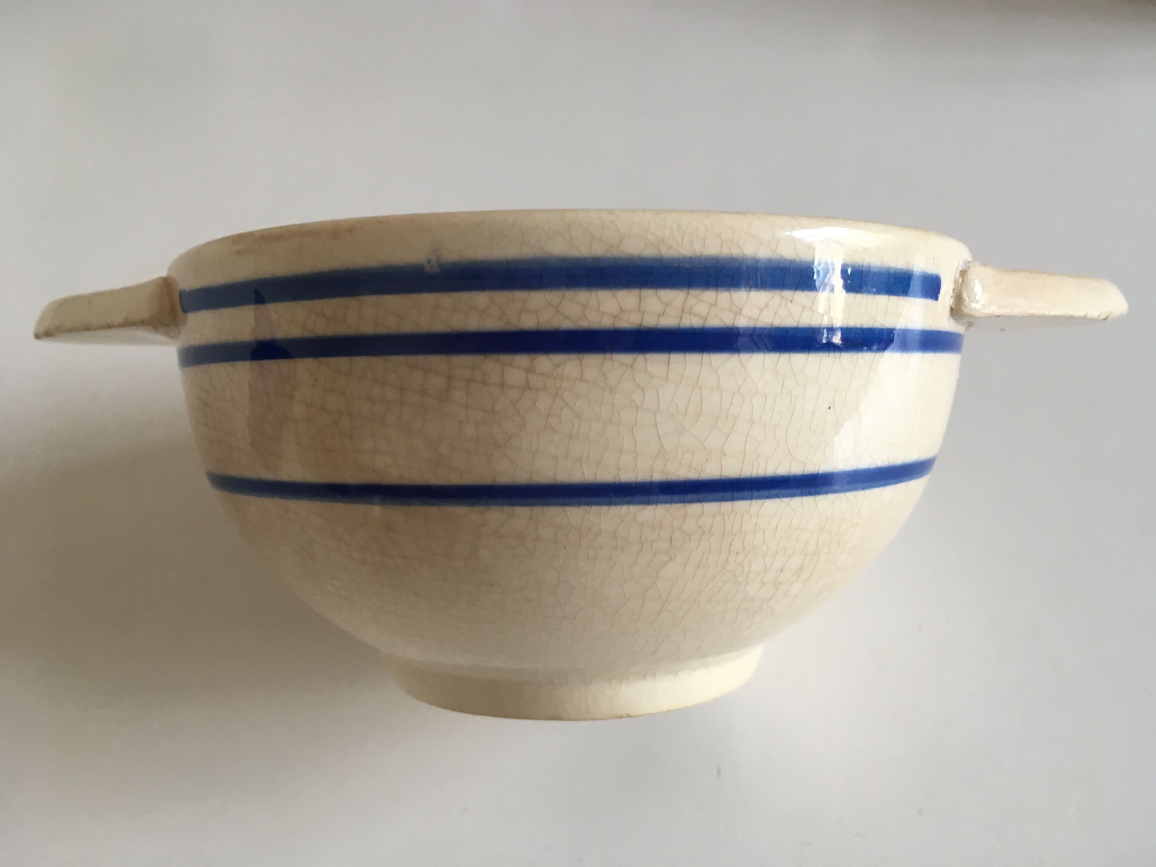 Gien pair of weak bowls 1910