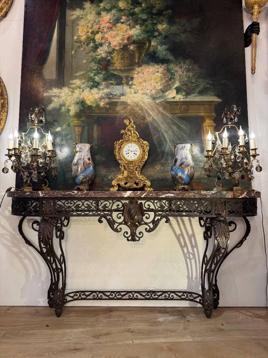 Console en fer forgé d’époque Napoléon III dessus de marbre rouge de Rance