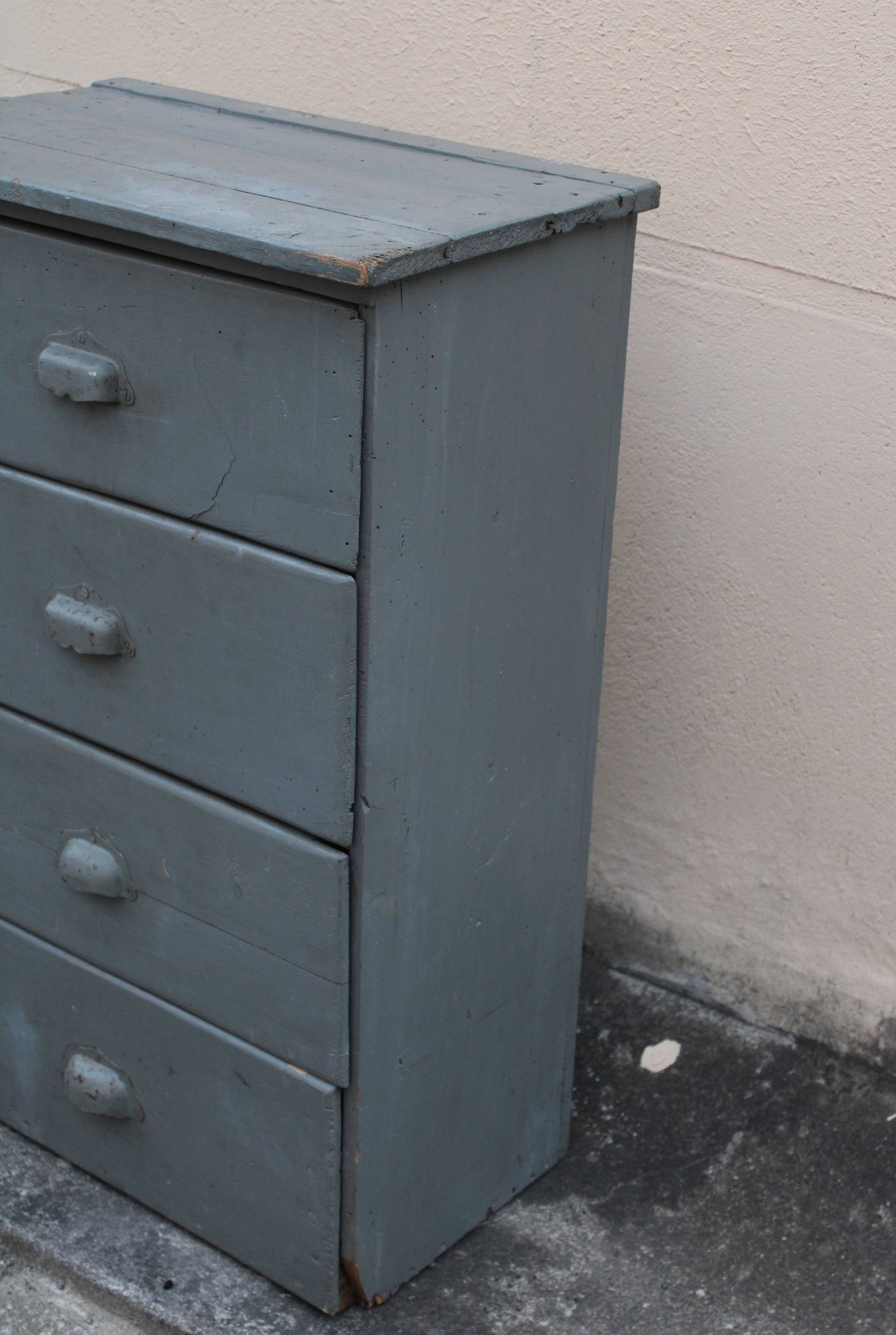 Furniture from craft to drawers