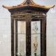 Vitrine chinoise avec toit en pagode et éclairage (asiatique)