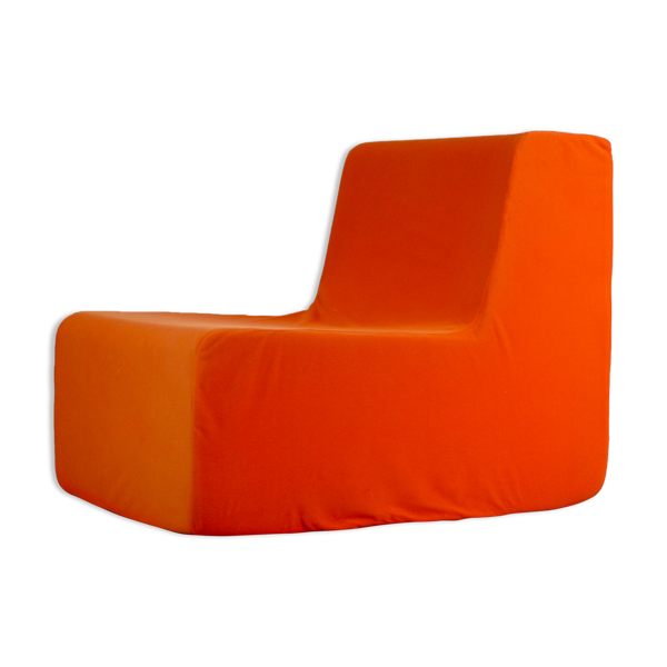 Fauteuil ''space age'' mousse et jersey orange. Circa 1970