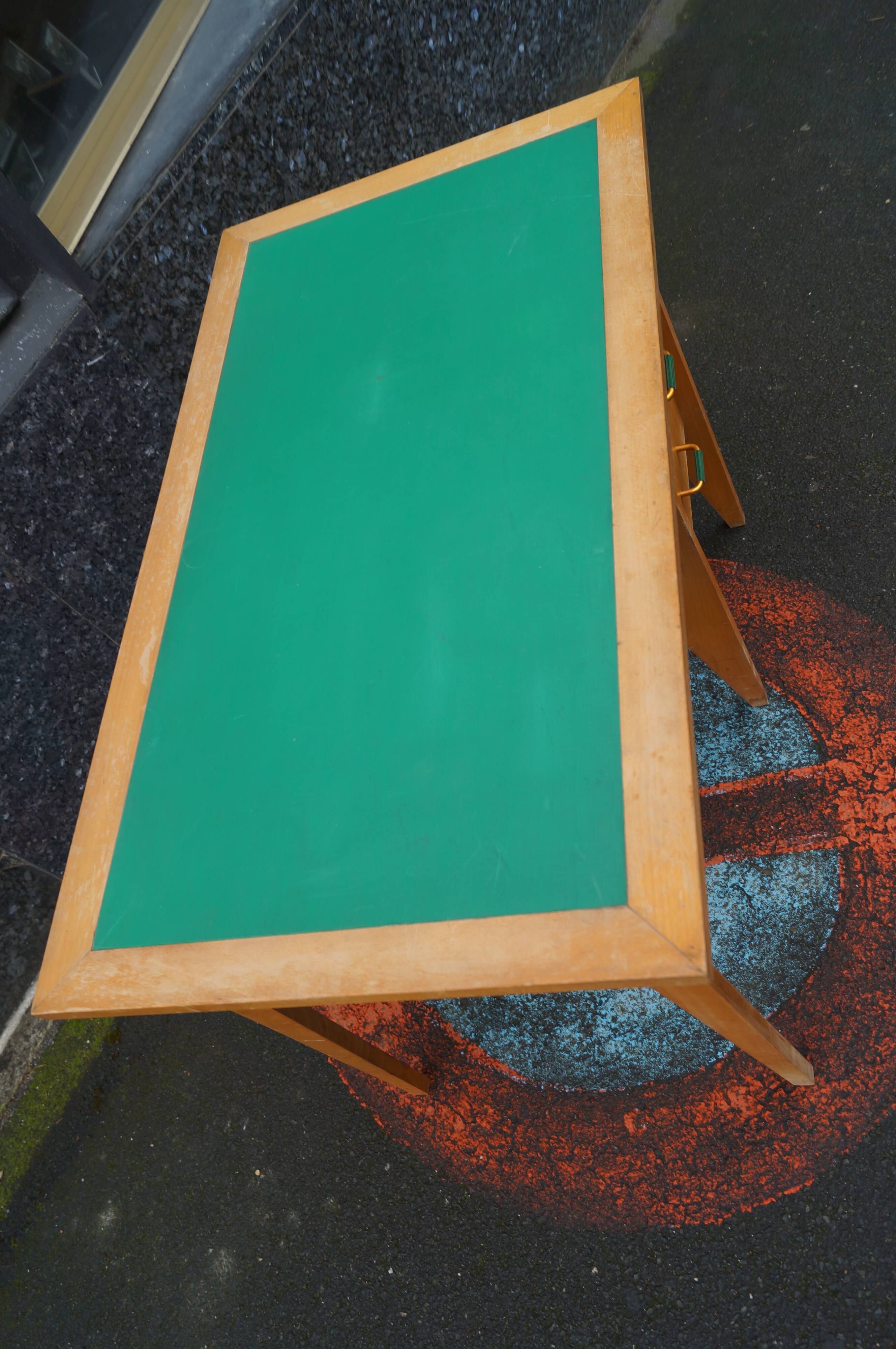 Office 1950 foot compass