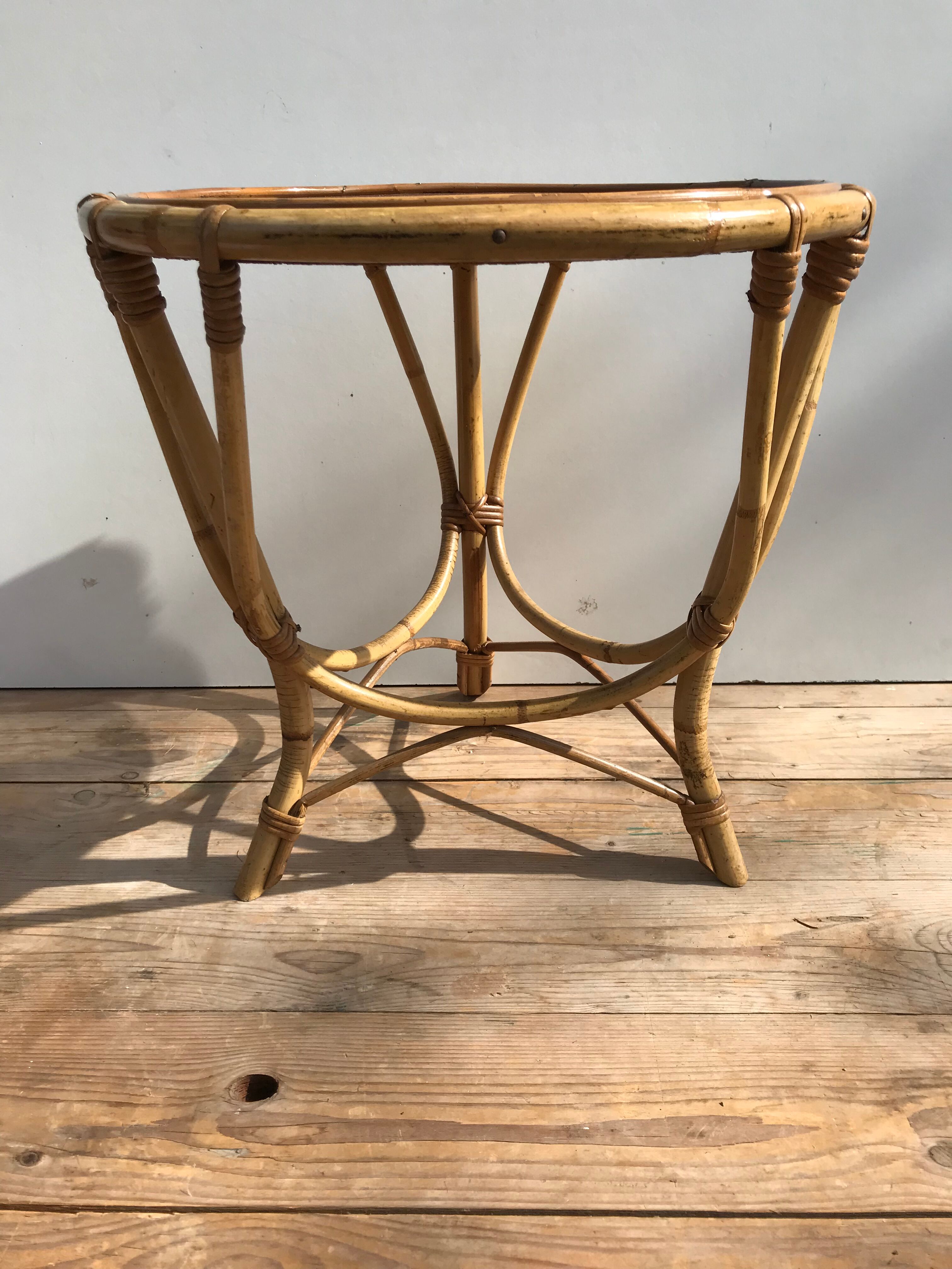 Rattan coffee table 70s