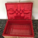 Scoubidou sewing box