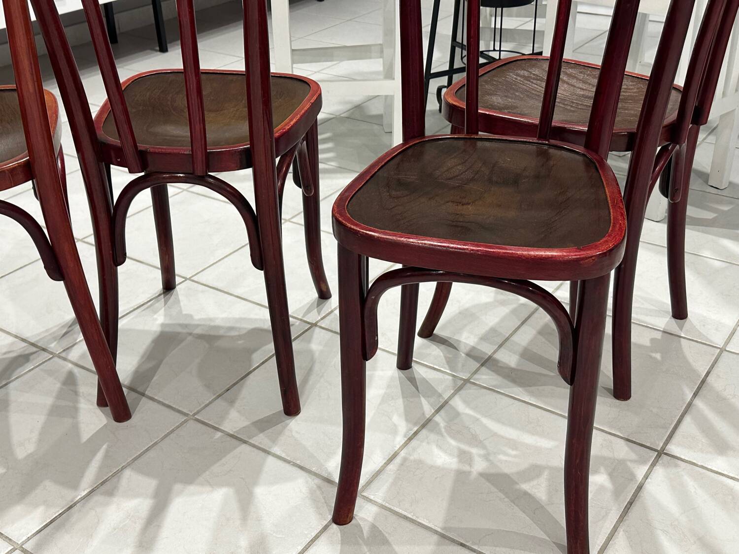 Set of 4 Thonet bistro chairs from the 1920s.