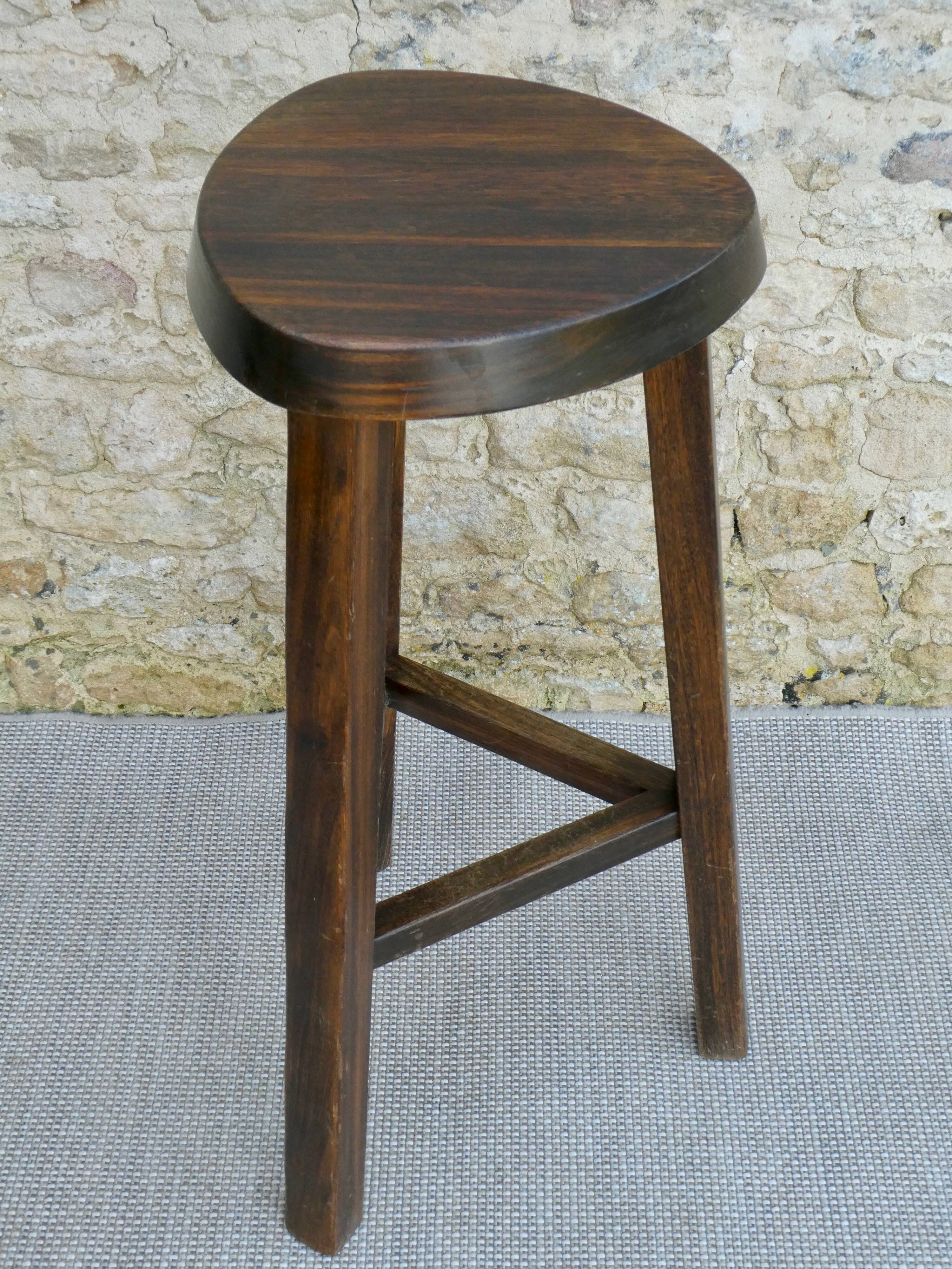 High tripod stool, bar, solid wood, brutalist