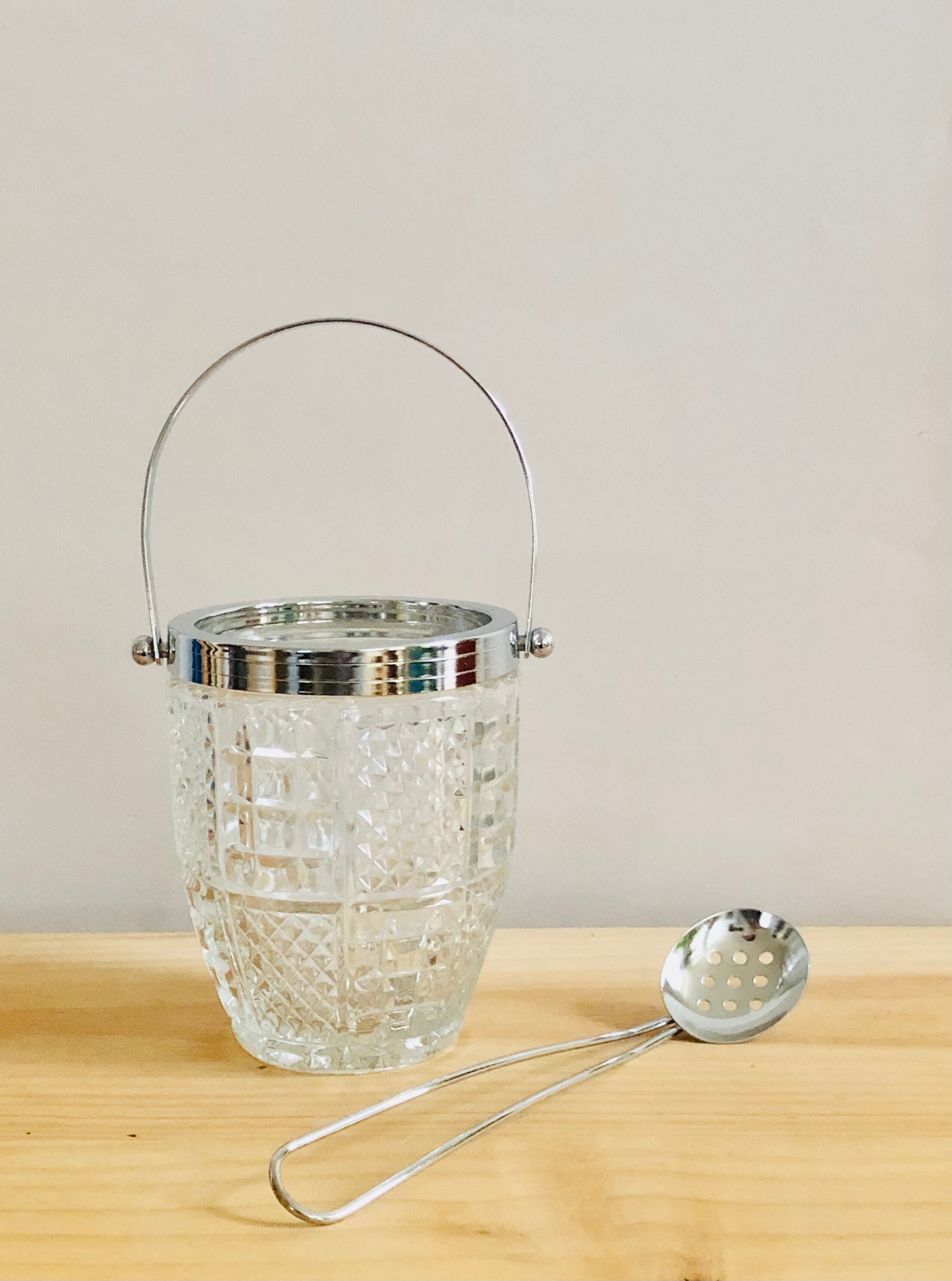 Seau à glace en verre ciselé