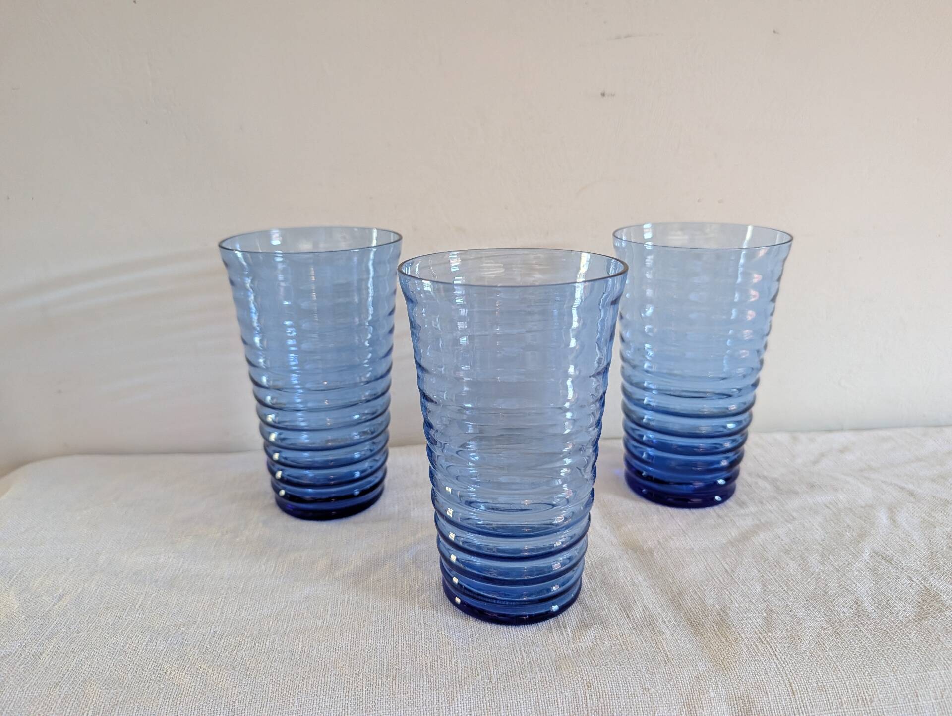 Long blue gradient drink glass – fine glass – 1970s