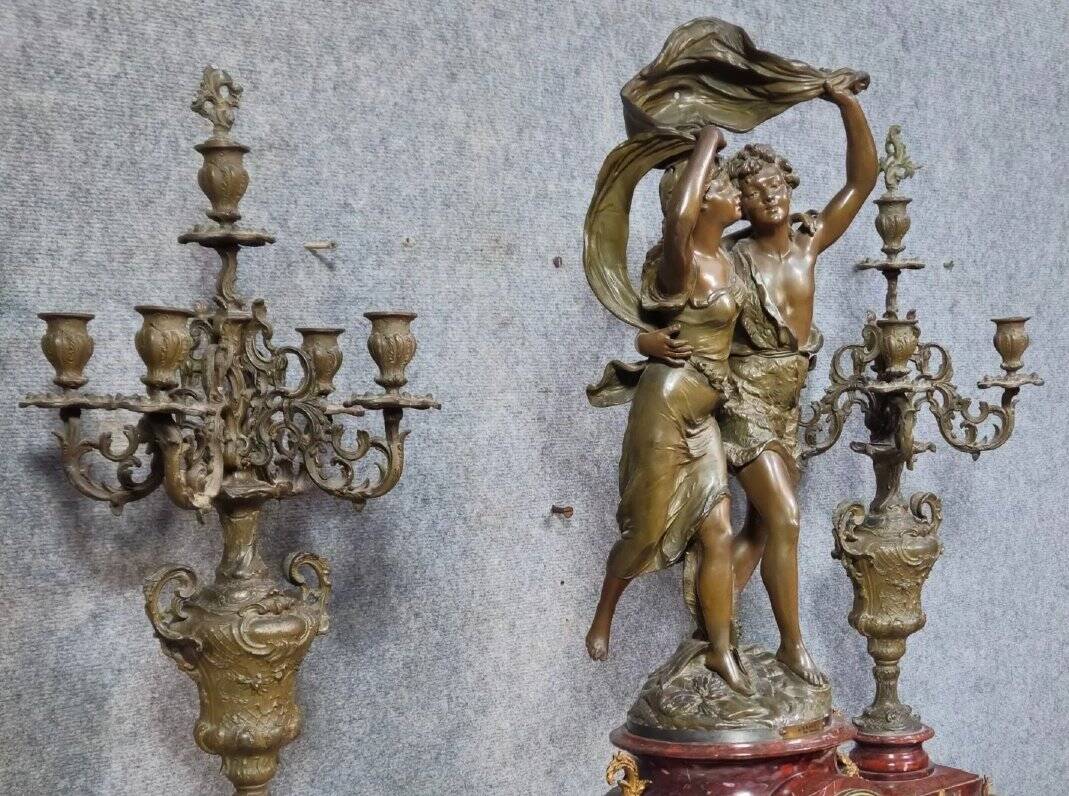 garniture de cheminée en trois pièces