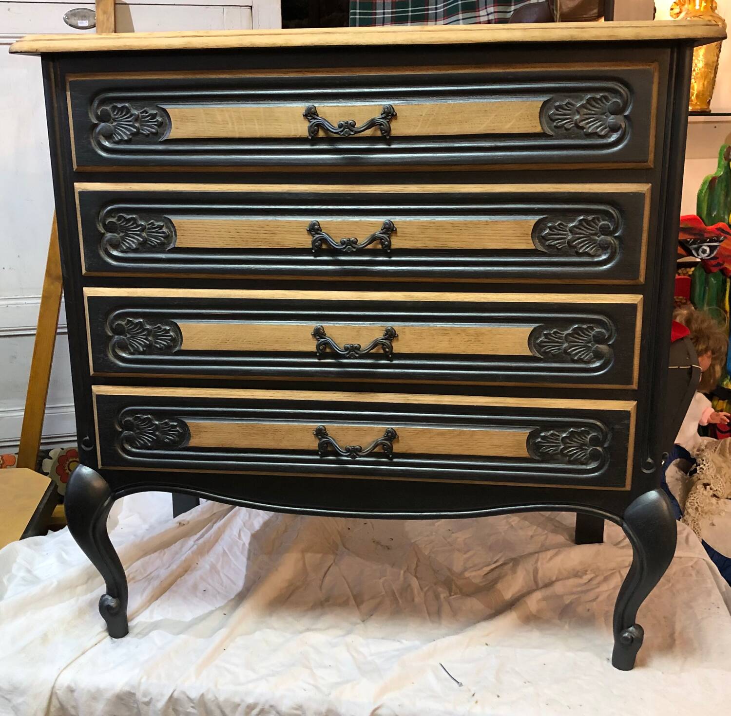 Vintage Chest of Drawers