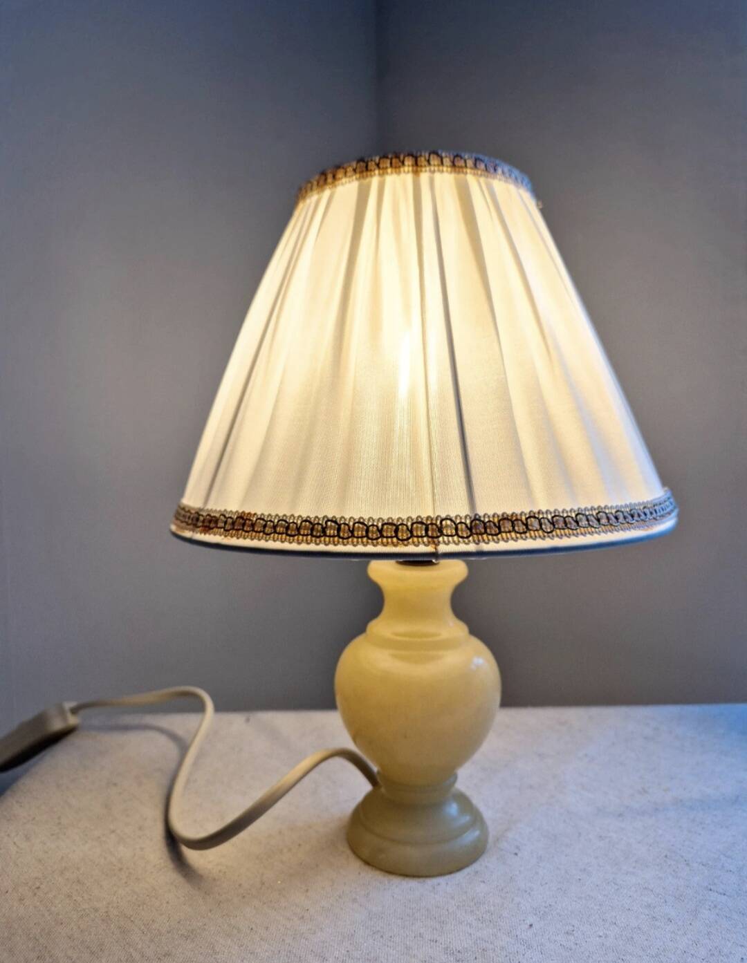 Vintage table lamp with alabaster base '1970s -
