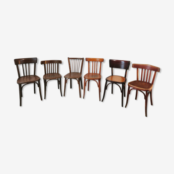 Série de 6 chaises bistrot dépareillées Baumann et Mahieu
