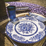 Set of 6 English plates