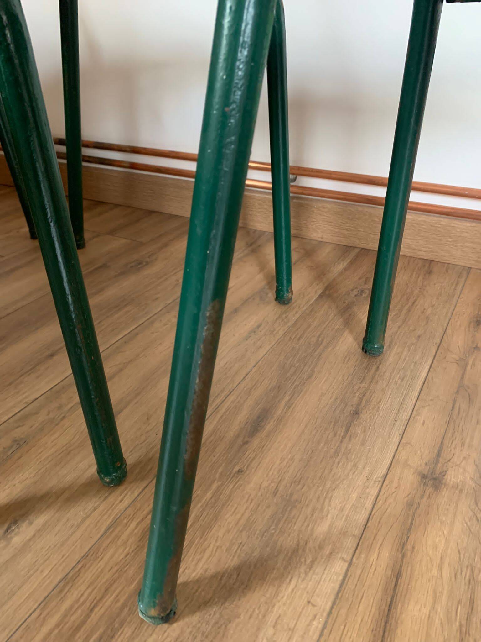 Set of 5 green chairs