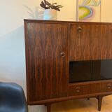 Scandinavian storage unit