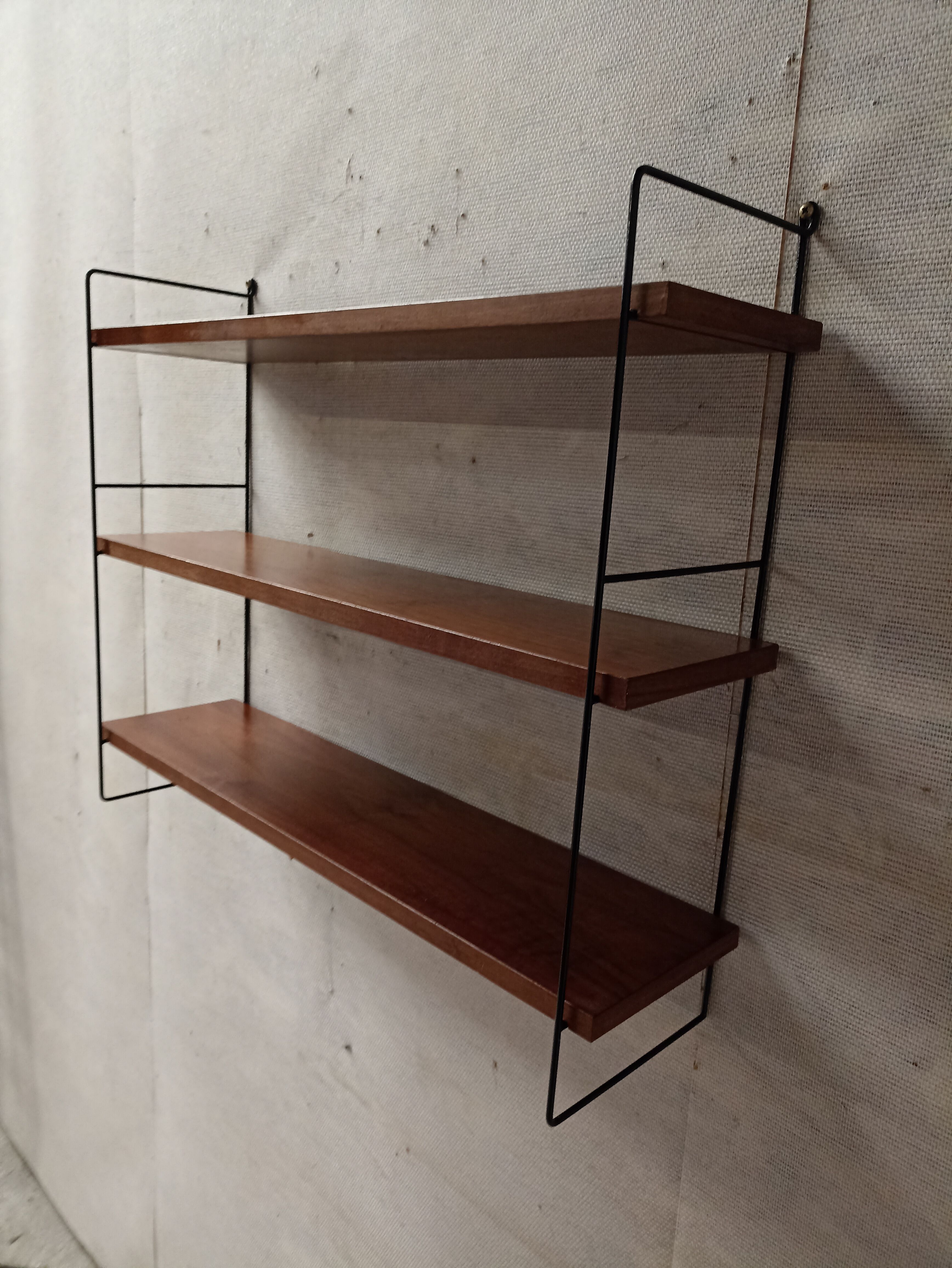 Shelf