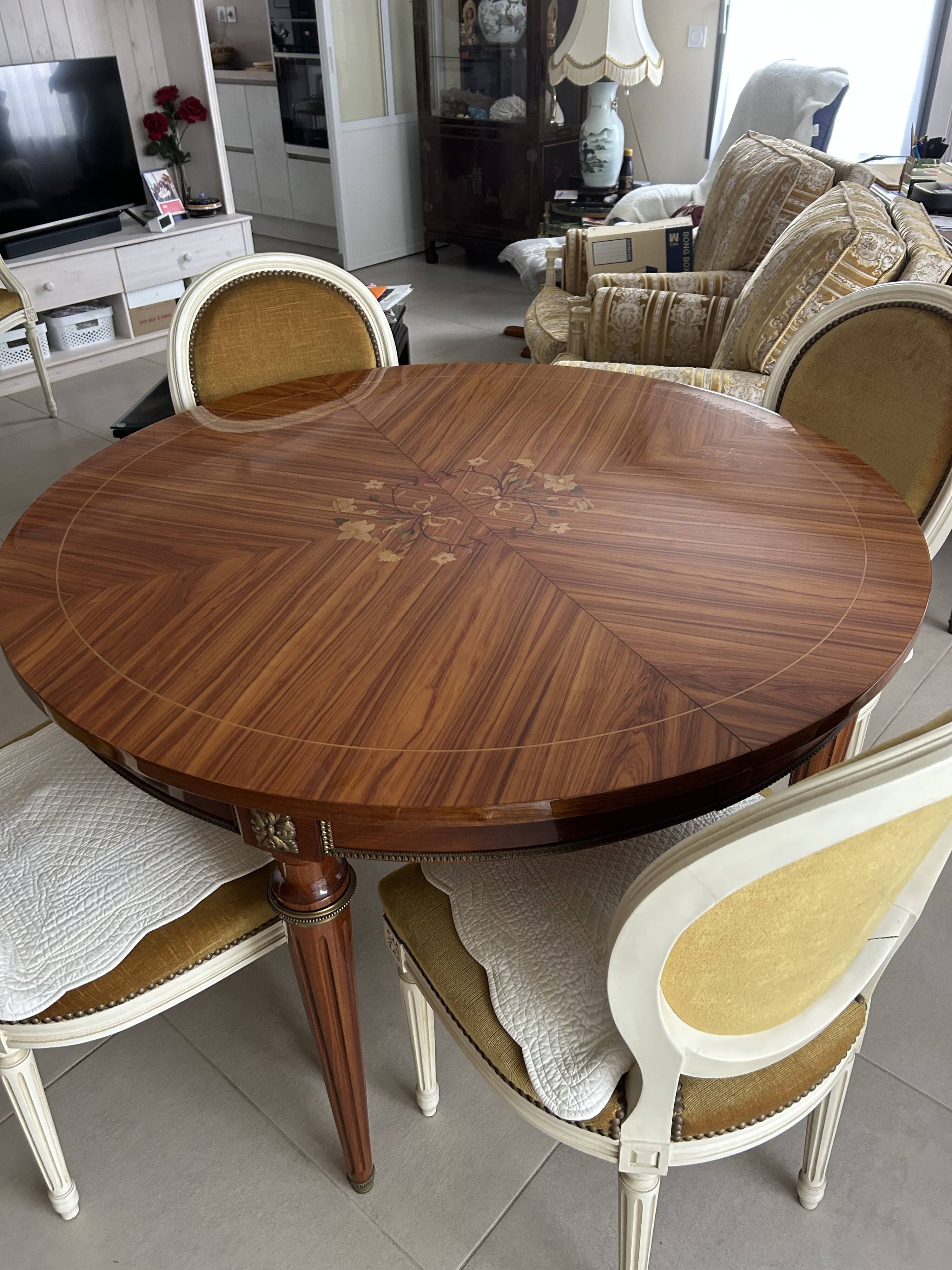Round table with marquetry + 2 extensions - louis xvi style