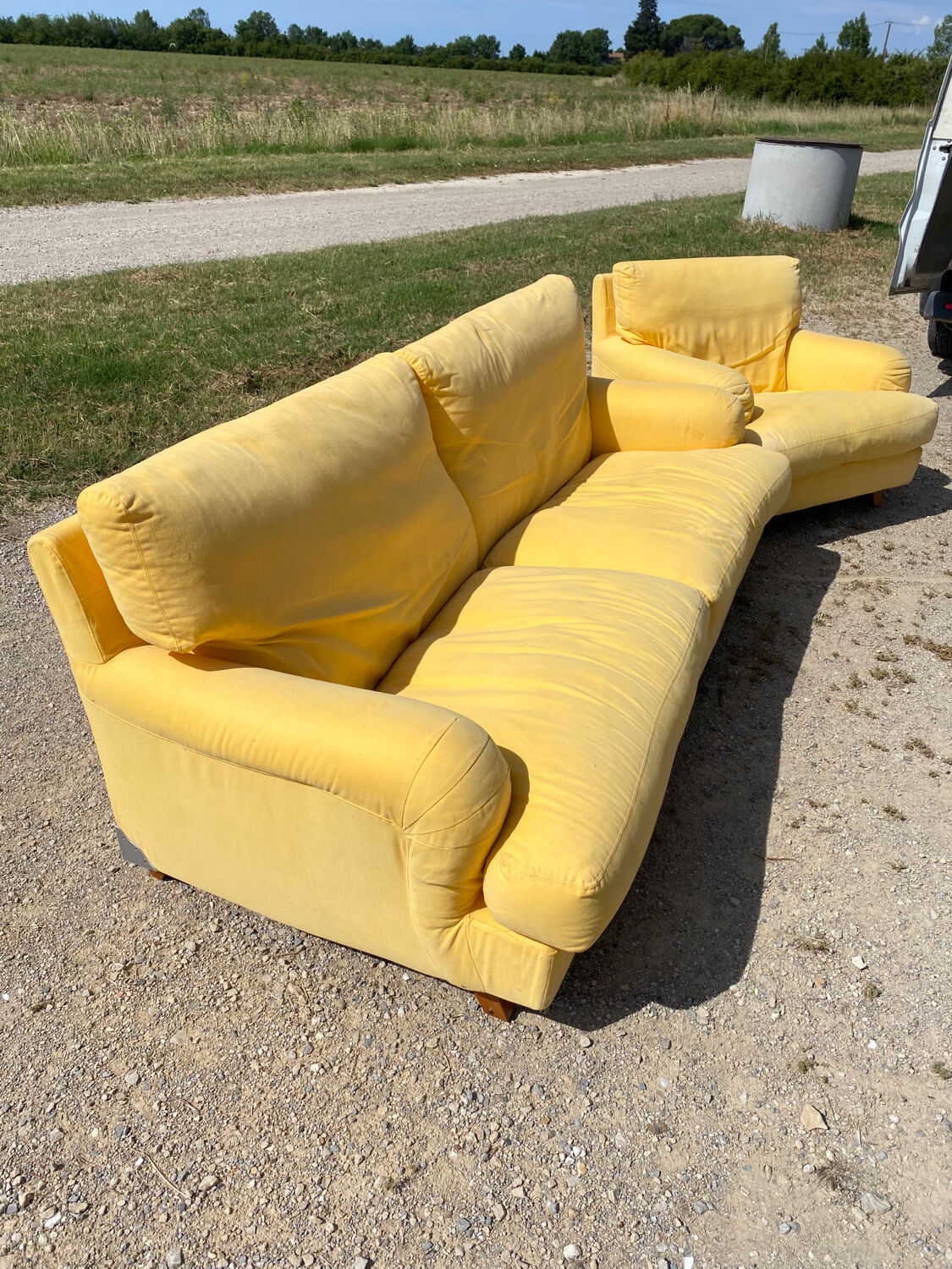 Salon Ligne Roset Castelbajac