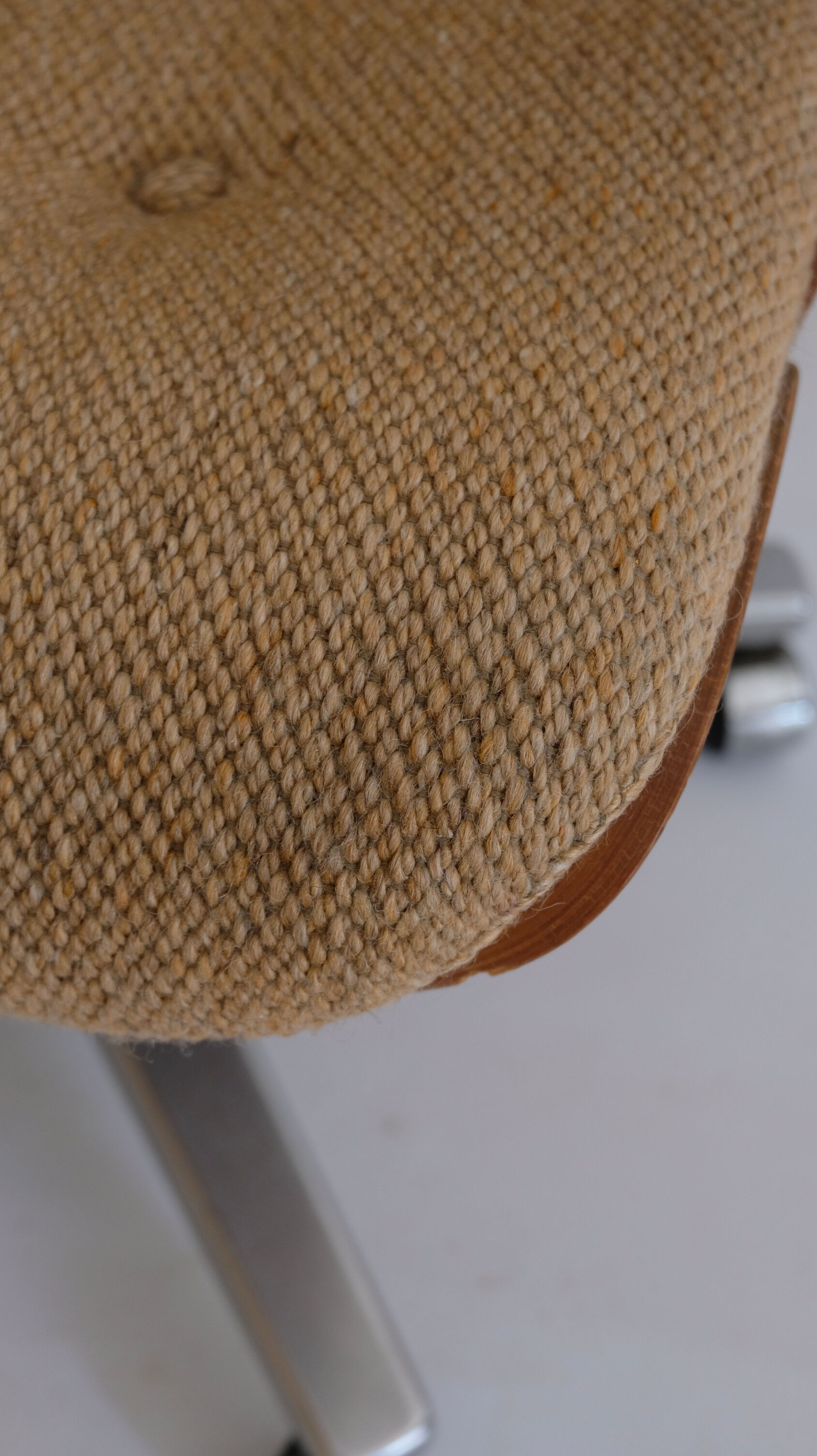 Giroflex office chair