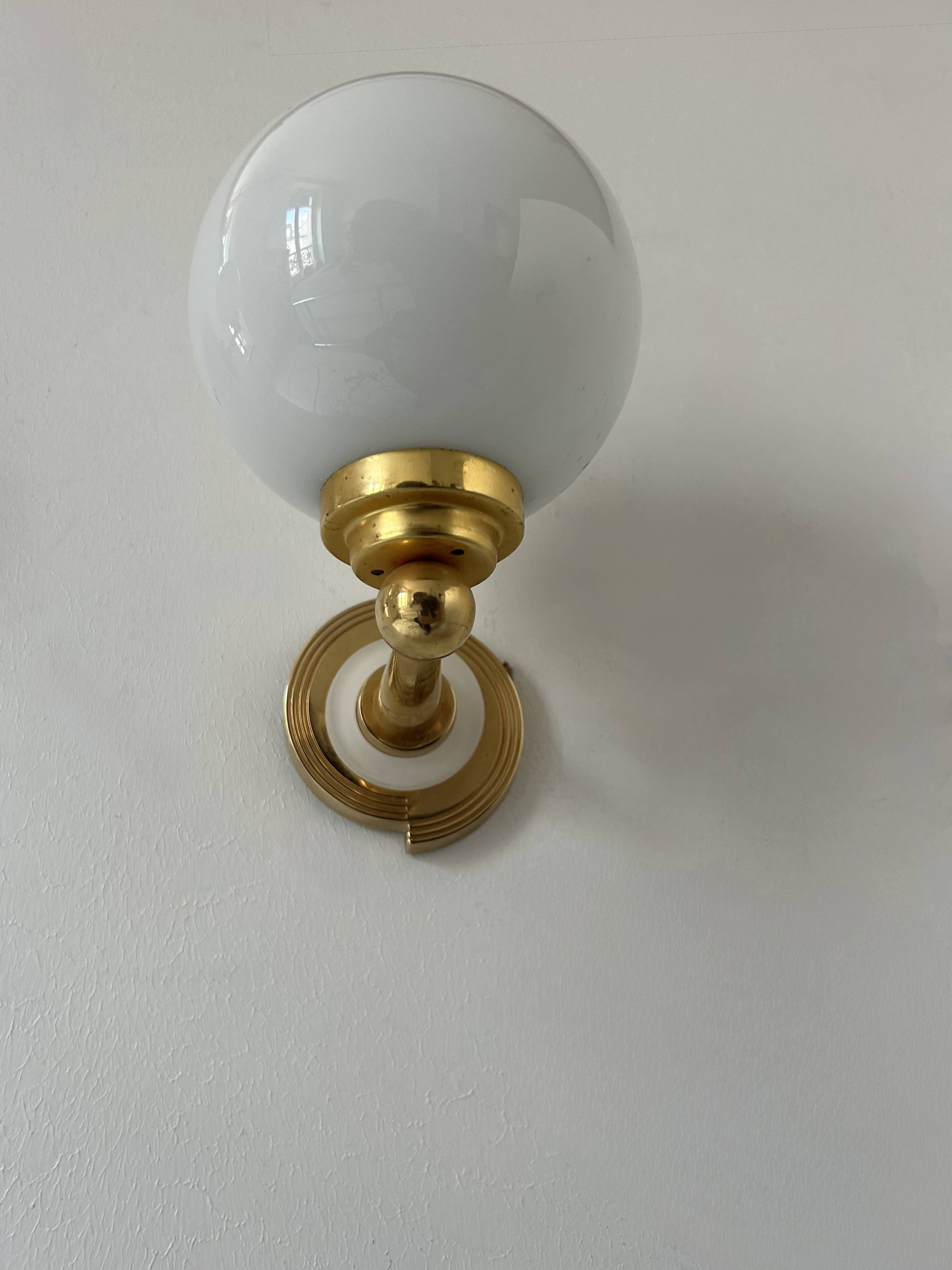Pair of vintage wall lights, brass and opaline, France, 1980